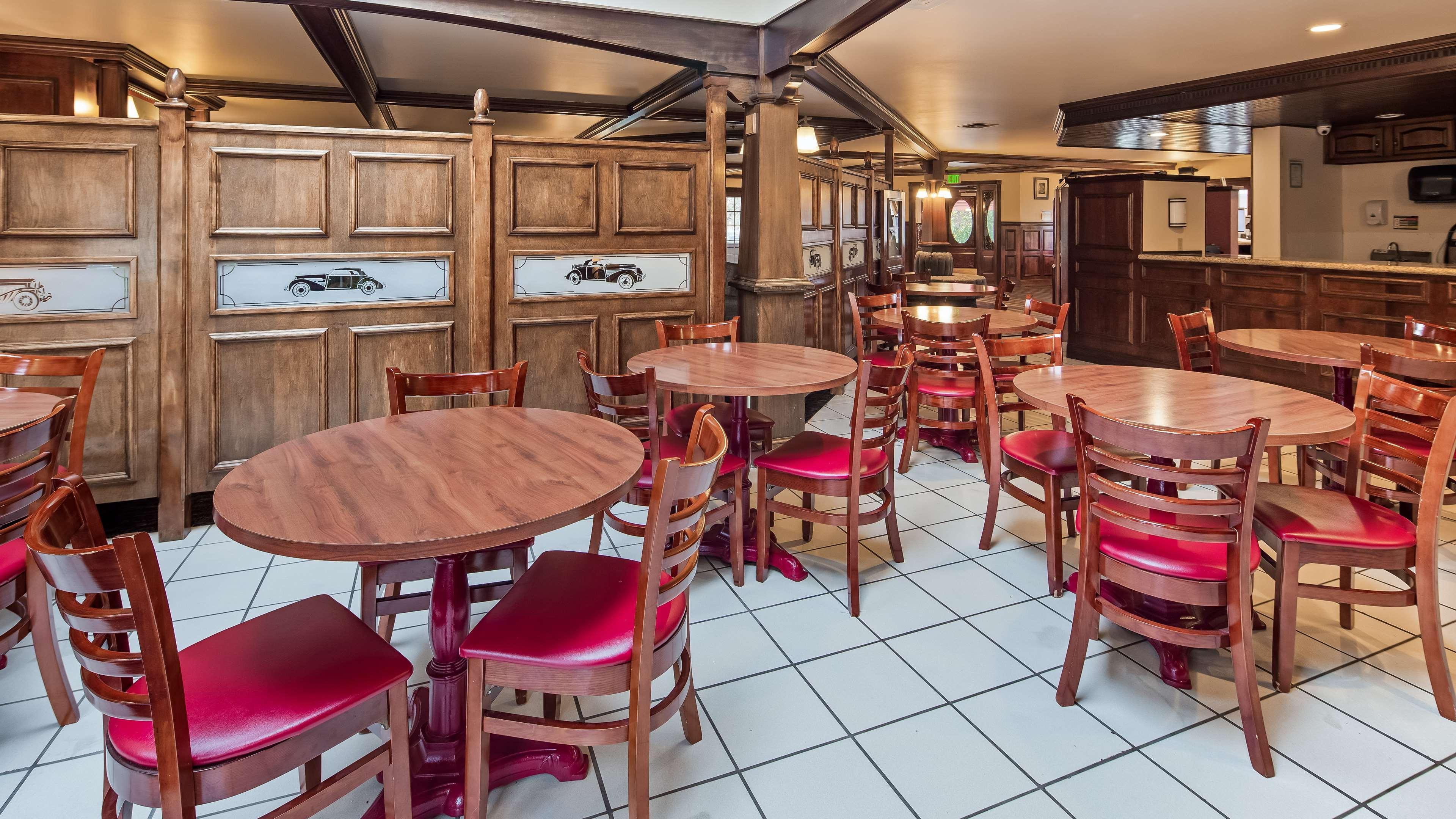 Hotel Surestay By Western