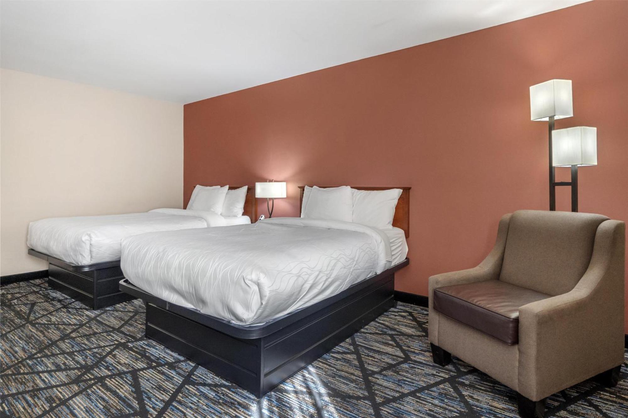 Hotel Surestay By Western 3*