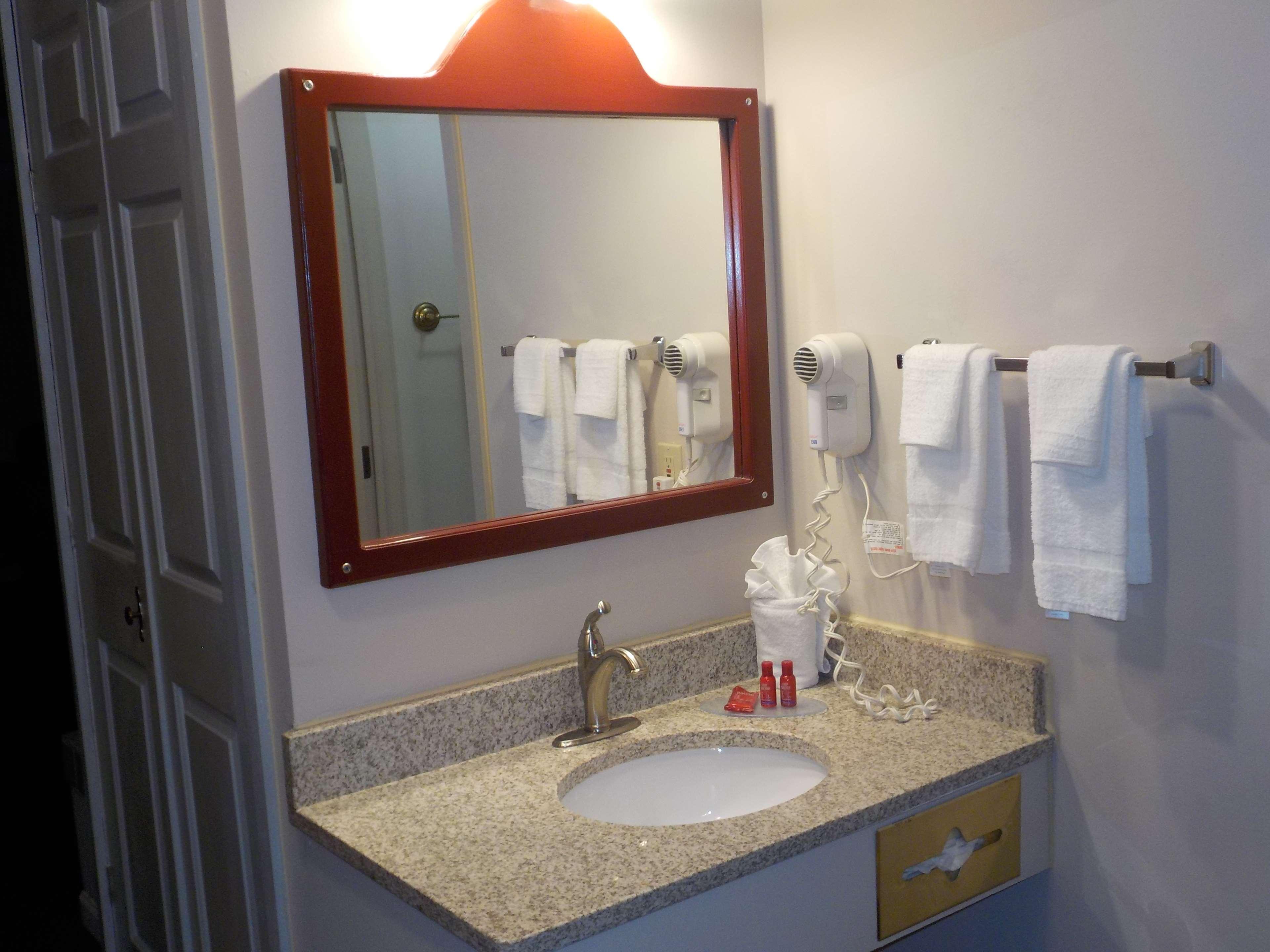 Hotel Surestay By Western