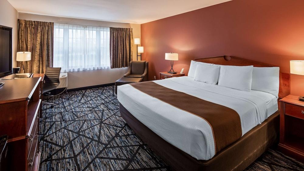 Surestay By Western Hotel 3*